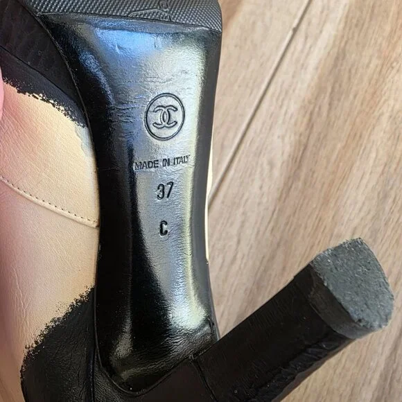 Chanel Blizzard Black&White Knee High Boots Retail $1500 37C - Picture 16 of 16